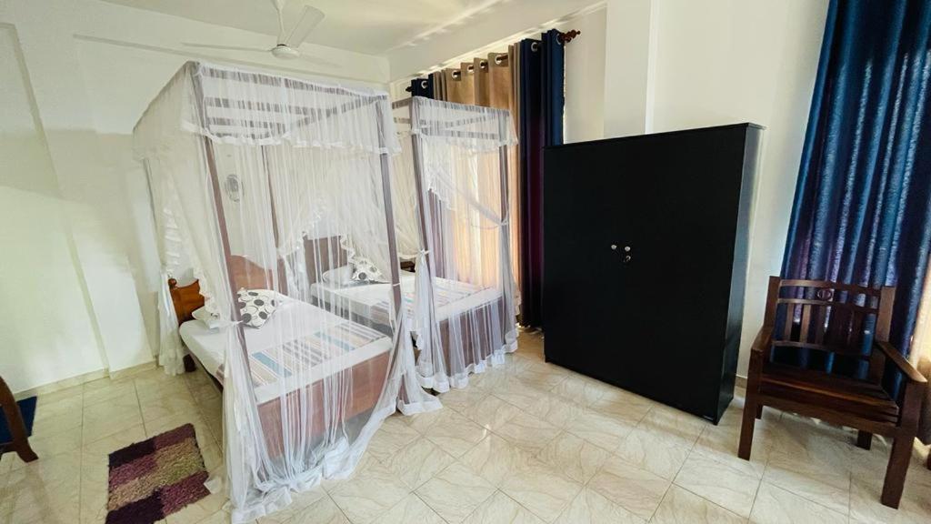 Sunny Mood Guest House Unawatuna Extérieur photo