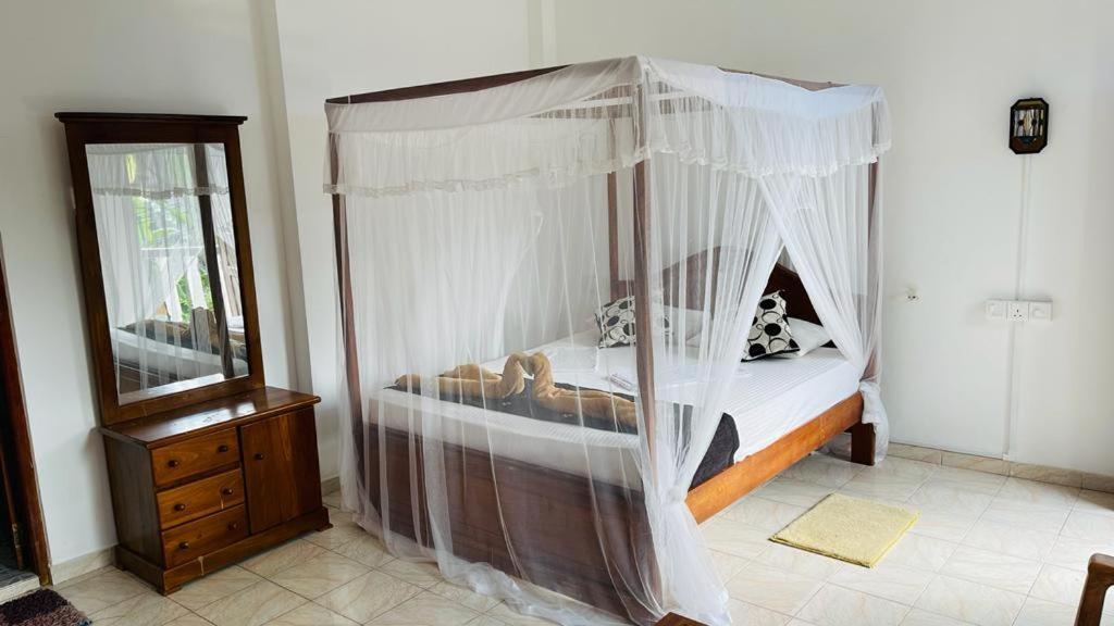 Sunny Mood Guest House Unawatuna Extérieur photo